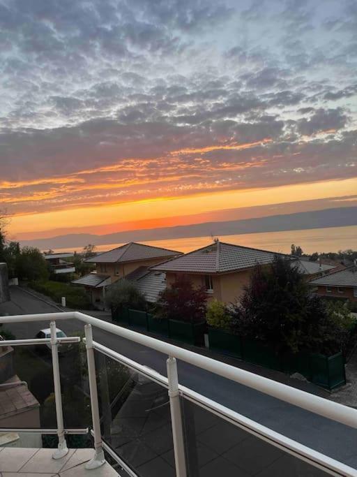 Magnifique Appart Renove Evian Duplex Vue Lac 8 Pers מראה חיצוני תמונה
